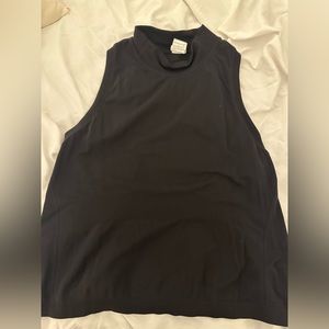 Athleta cropped momentum mock neck tank